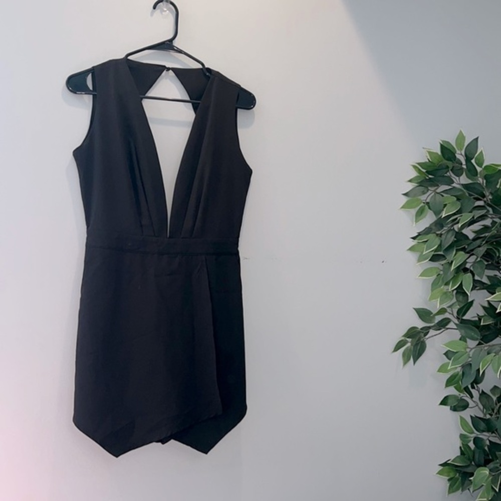 Tobi Black Skort Dress